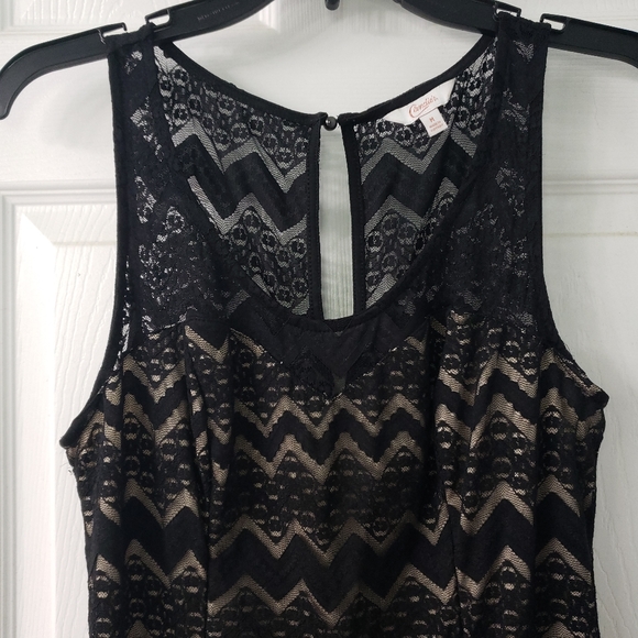 Candie's Black/Cream Lace Dress - Picture 2 of 4